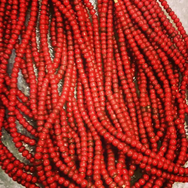 WHITE HEART BEADS #OTHERS